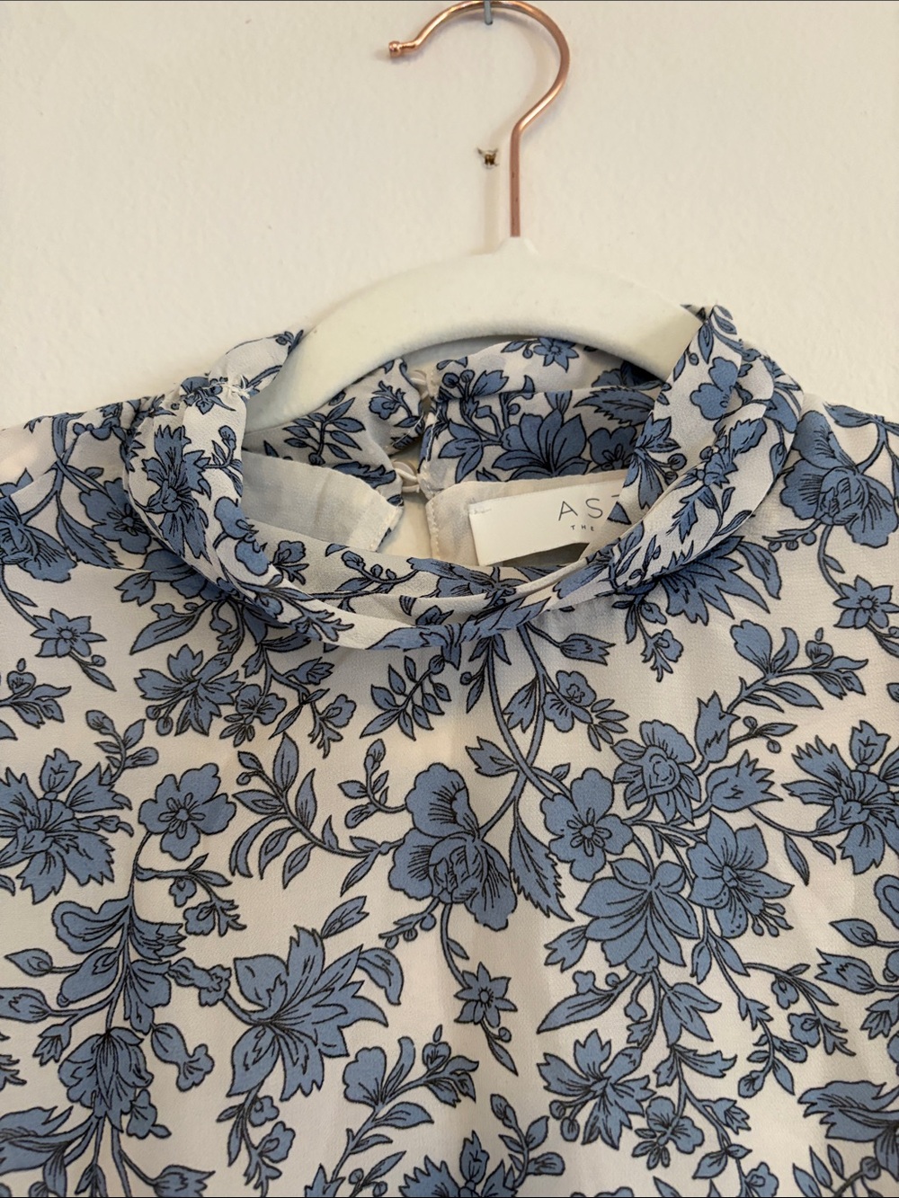 Astr Blue Floral Mock Neck Tie-Sleeve Blouse - Picture 4 of 8
